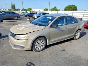 Volkswagen Jetta 2L 4 2015