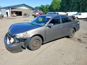 Toyota Camry 2.4L 4 2005