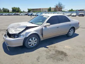 Toyota Camry 2.2L 4 2001