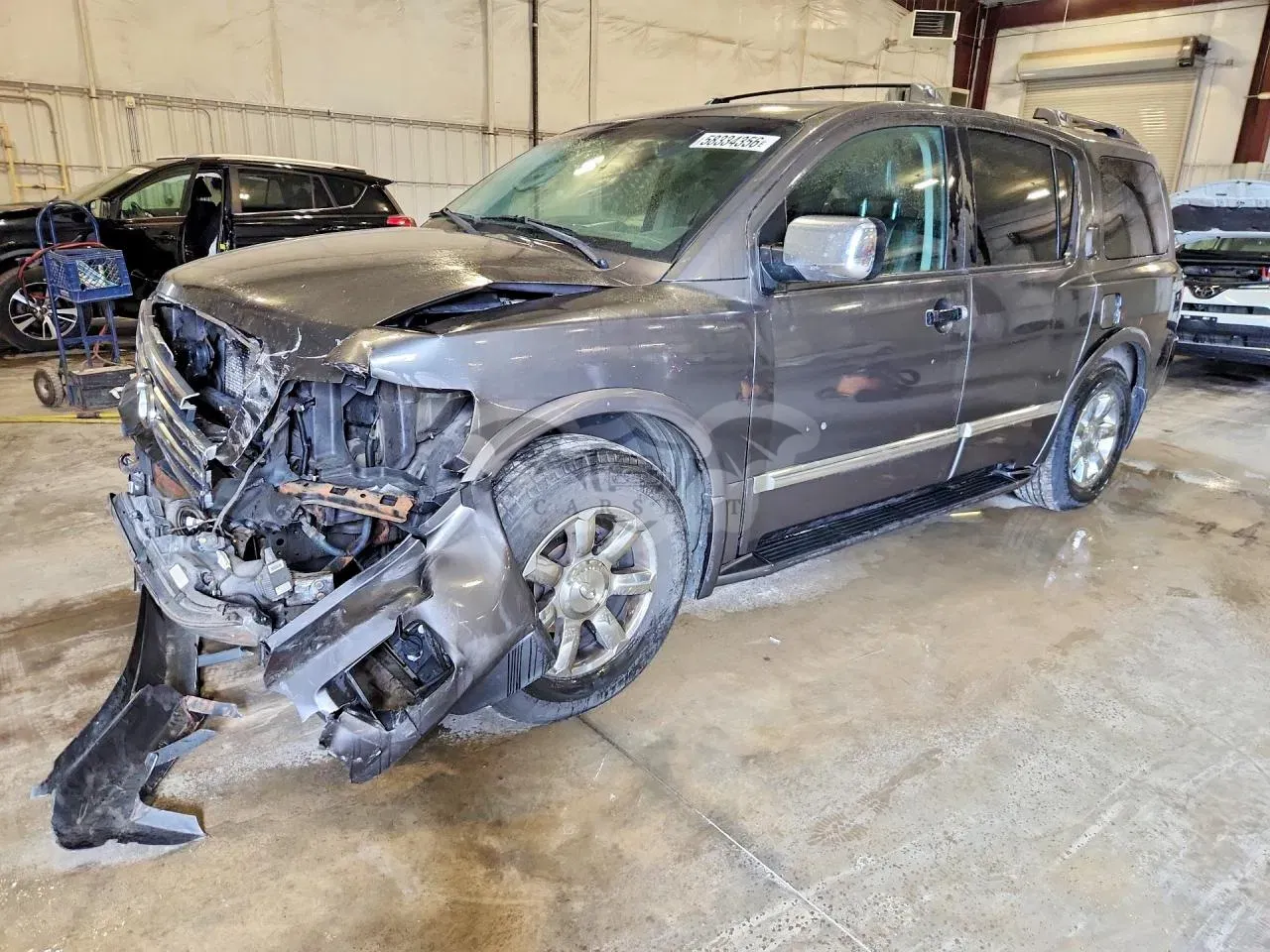 Infiniti QX56 5.6L 8 2005