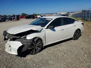 Nissan Altima 2.5L 4 2019