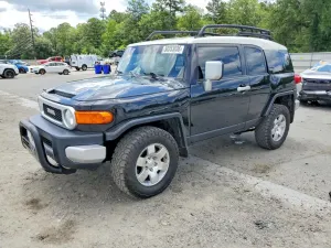 Toyota FJ Cruiser 4.0L 6 2008