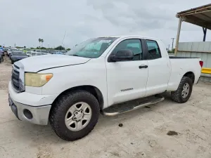Toyota Tundra 4.6L 8 2011