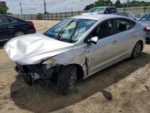 Hyundai Elantra 2.0L 4 2017