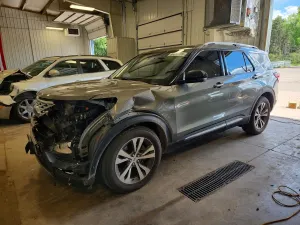 Ford Explorer 3.0L 6 2020