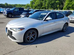Alfa Romeo Giulia 2.0L 4 2019