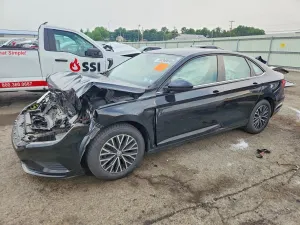 Volkswagen Jetta 1.4L 4 2021
