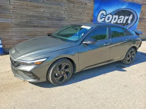 Hyundai Elantra 2.0L 4 2026