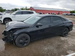 Hyundai Elantra 2.0L 4 2023