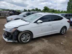 Hyundai Elantra 2.0L 4 2020