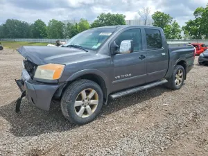 Nissan Titan 5.6L 8 2011