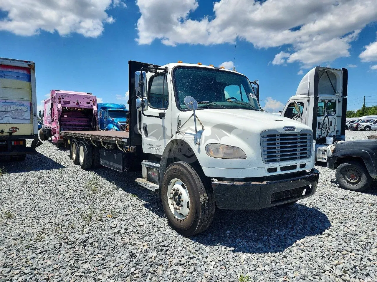 Freightliner Business Class M2 8.9L 6 2014