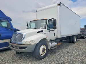 International DuraStar / 4000 7.6L 6 2013
