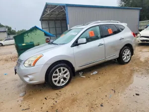 Nissan Rogue 2.5L 4 2011