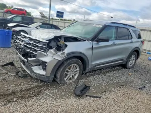 Ford Explorer 2.3L 4 2025