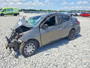 Nissan Versa 1.6L 4 2015