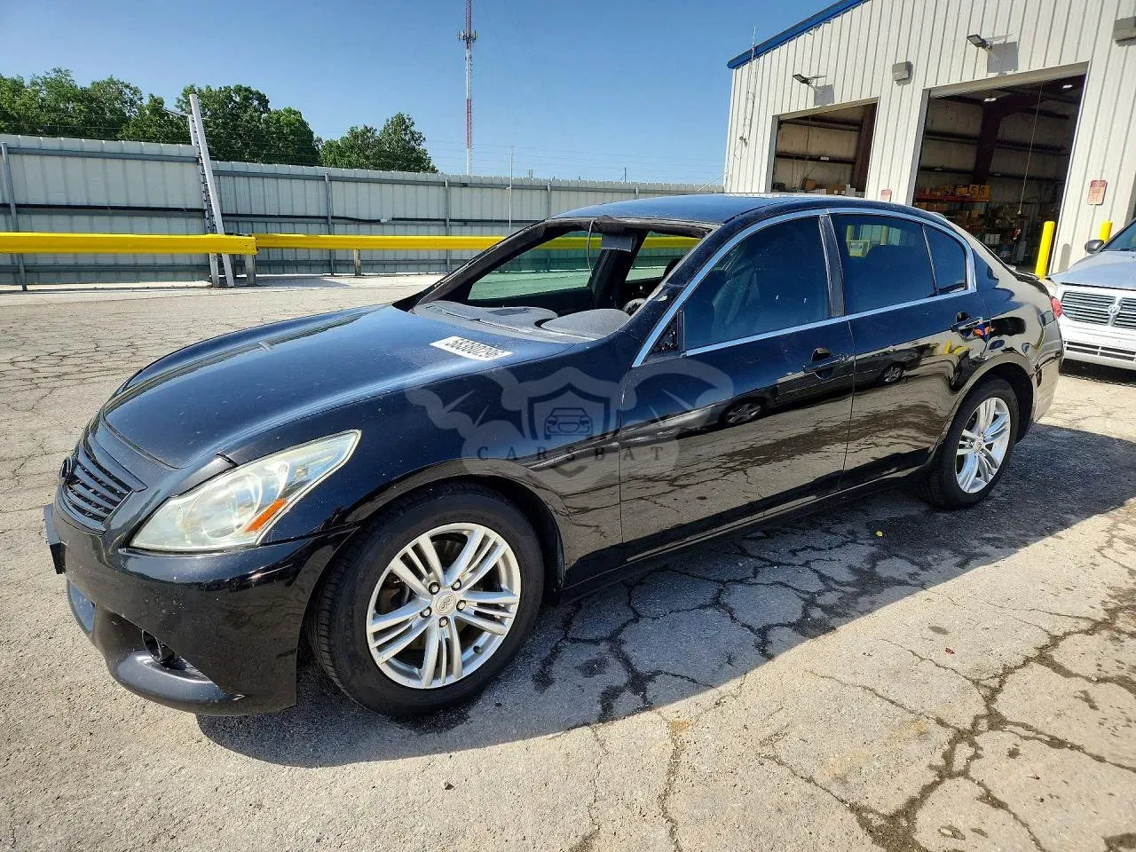 Infiniti G37 3.7L 6 2011