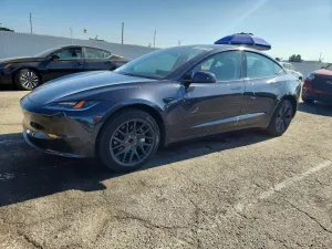 Tesla Model 3 2024