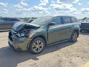 Toyota Highlander 3.5L 6 2015