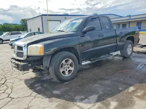 Dodge Dakota 4.7L 8 2005
