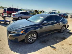Nissan Altima 2.5L 4 2025