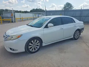 Toyota Avalon 3.5L 6 2011