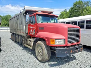 Mack 700 6 1999