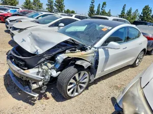 Tesla Model 3 2020