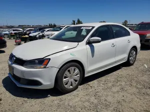 Volkswagen Jetta 1.8L 4 2014