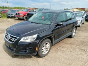 Volkswagen Tiguan 2.0L 4 2011