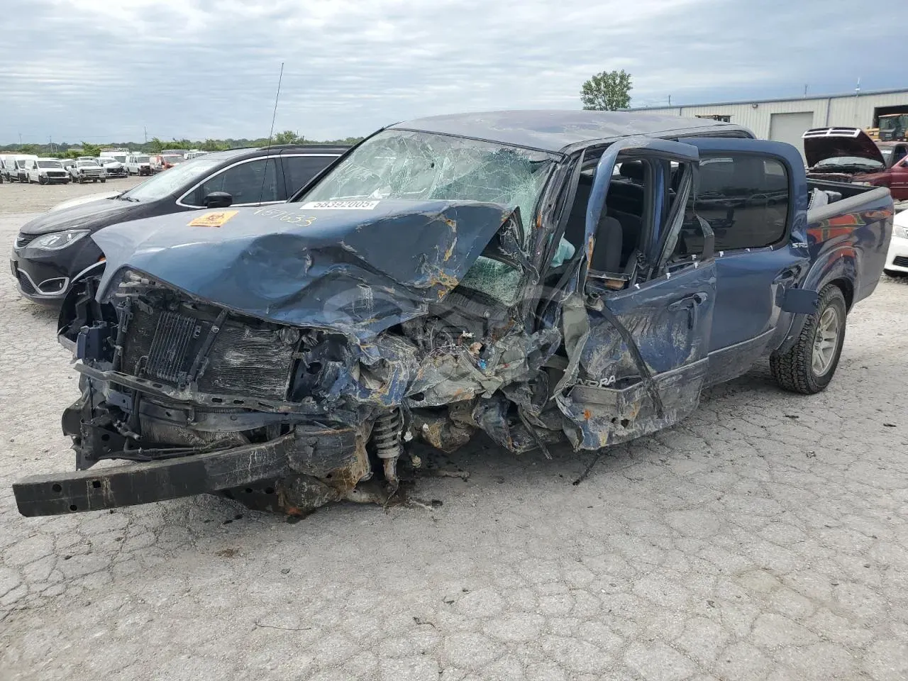 Toyota Tundra DOUBLE CAB SR5 4.7L 8 2004