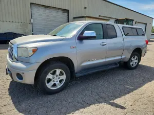 Toyota Tundra 5.7L 8 2011