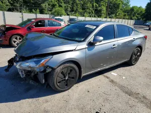 Nissan Altima 2.5L 4 2020