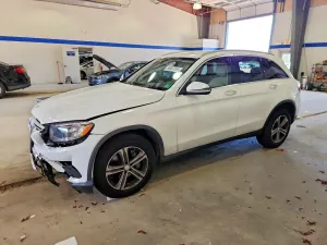 Mercedes-Benz GLC 2.0L 4 2016