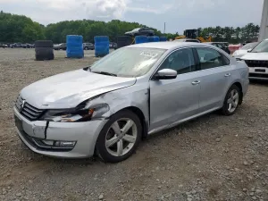 Volkswagen Passat 1.8L 4 2015