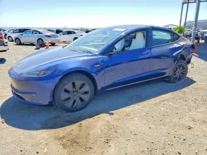 Tesla Model 3 2025