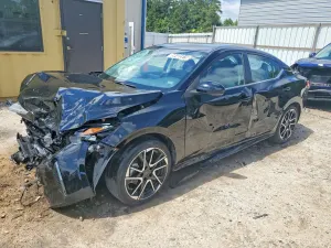 Nissan Sentra 2.0L 4 2025