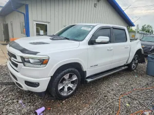 RAM 1500 5.7L 8 2021
