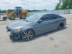 Nissan Altima 2.5L 4 2019