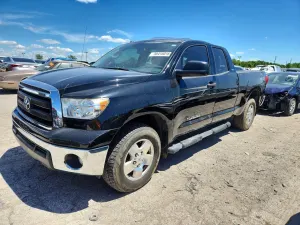 Toyota Tundra 4.6L 8 2013