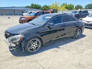 Mercedes-Benz CLA 2.0L 4 2015