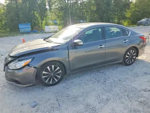 Nissan Altima 2.5L 4 2017