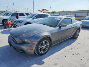 Ford Mustang 3.7L 6 2014