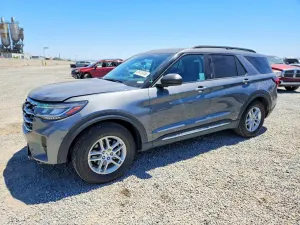 Ford Explorer 2.3L 4 2025