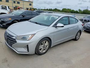 Hyundai Elantra 2.0L 4 2019