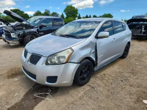 Pontiac Vibe 2.4L 4 2009