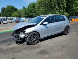 Volkswagen Golf 2L 4 2017