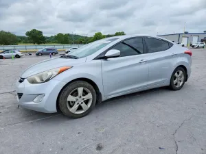 Hyundai Elantra 1.8L 4 2013