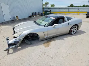 Chevrolet Corvette 6.0L 8 2005