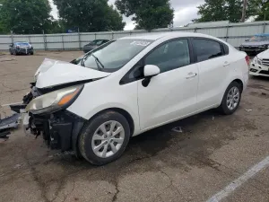 Kia Rio 1.6L 4 2013